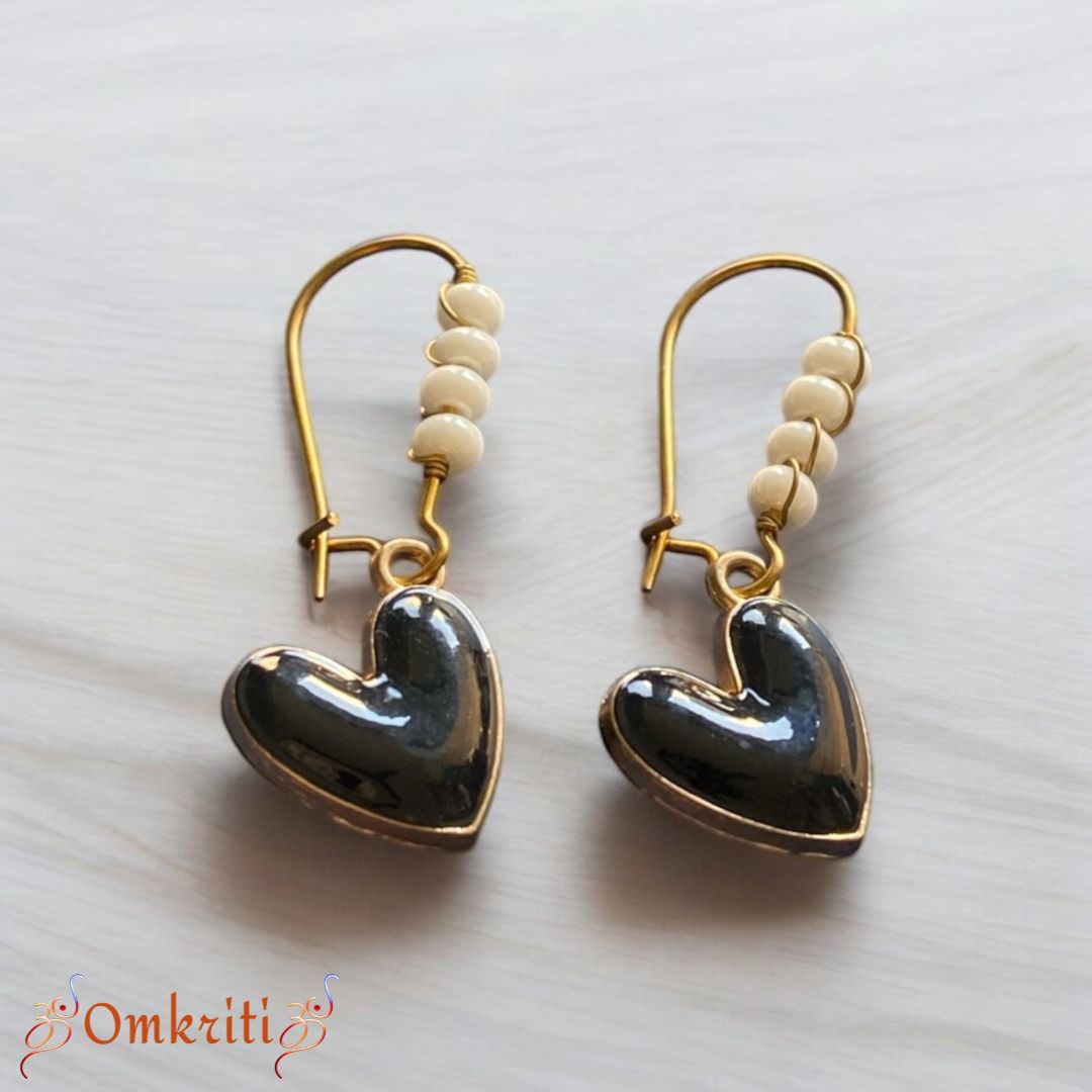 Black Heart Beaded Earring